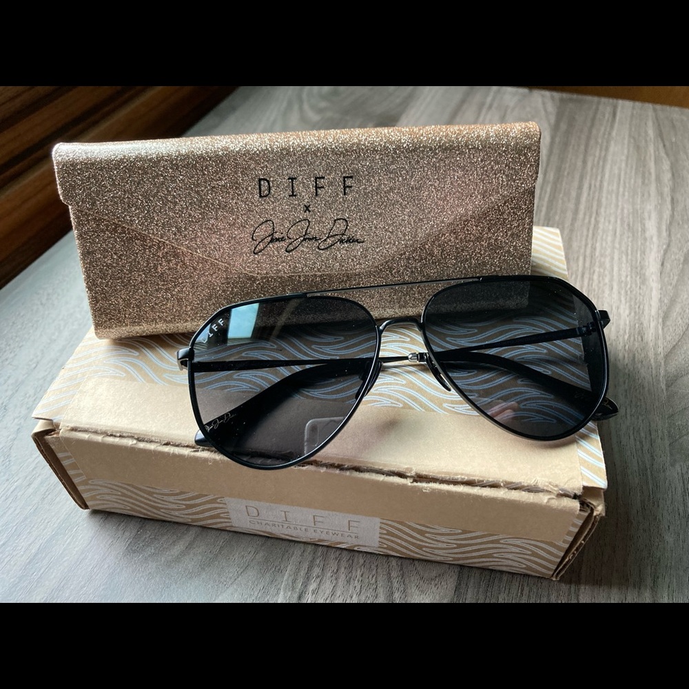 Diff Eyewear - Jessie James Decker - Dash *NWT*